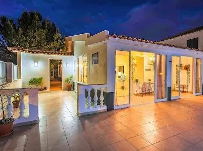 Casa Bambi * بورتو سانتو